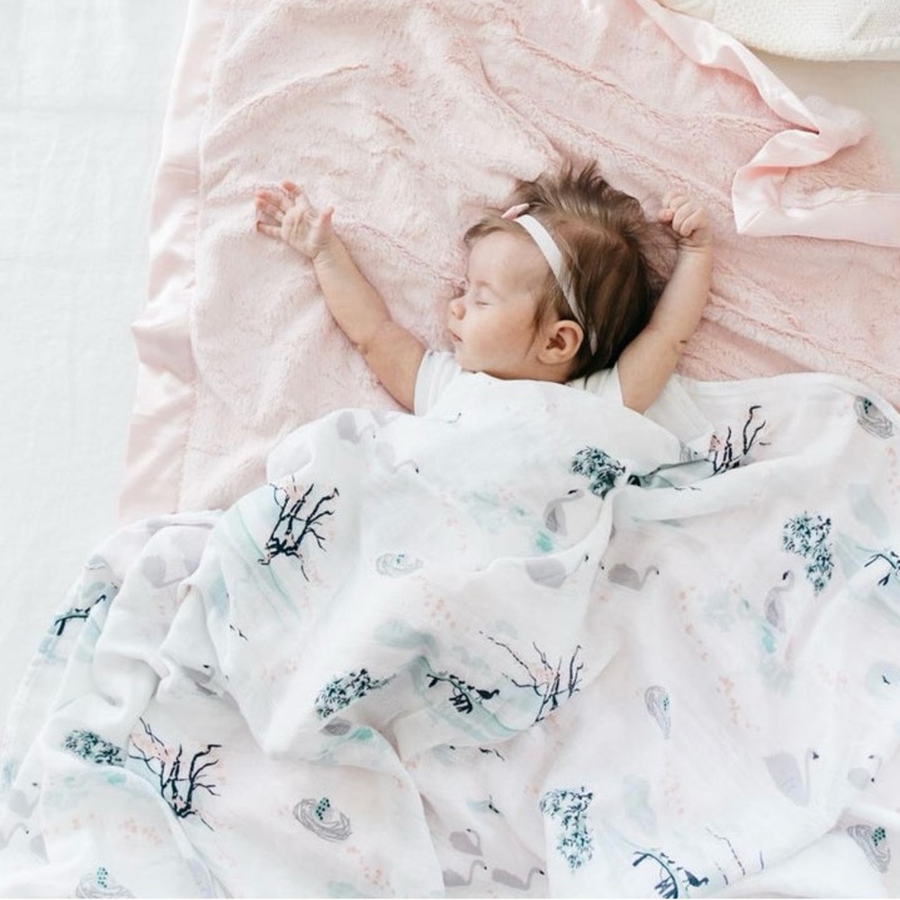 Saranoni Bamboo Muslin Swaddle Blanket Swan Lake Once Upon a Fairy Tale Princess